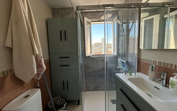 Property slide 15