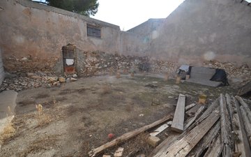 Property slide 18