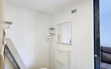 Property slide 15