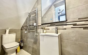 Property slide 19
