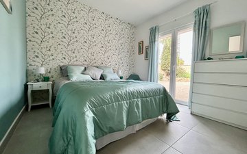 Property slide 15