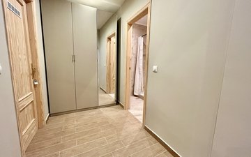 Property slide 32