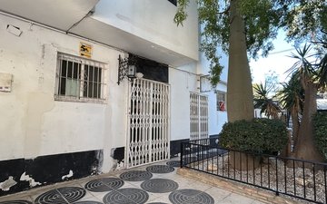 Property slide 25
