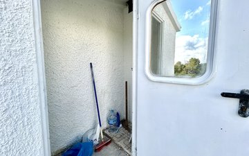Property slide 25