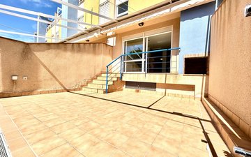 Property slide 32