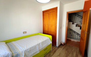 Property slide 20