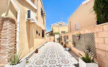 Property slide 40