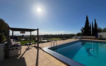 Property slide 33