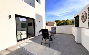 Property slide 25