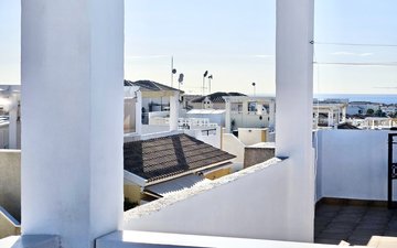Property slide 21