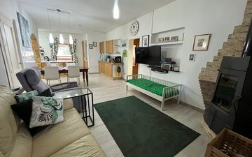 Property slide 23
