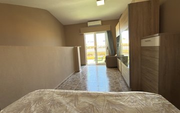 Property slide 38
