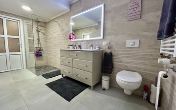 Property slide 31