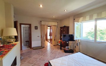 Property slide 27