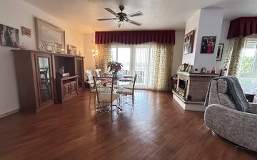 Property slide 17