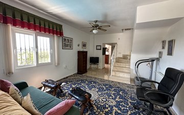 Property slide 35