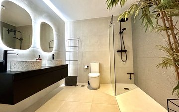 Property slide 33