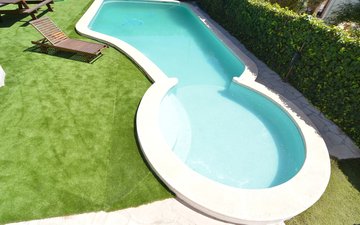 Property slide 20