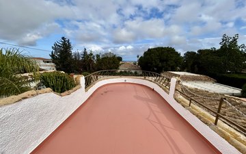 Property slide 44