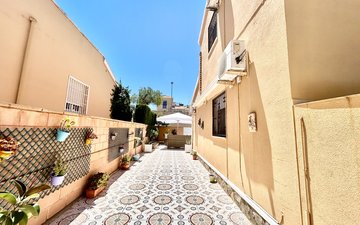 Property slide 40