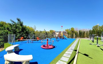 Property slide 36