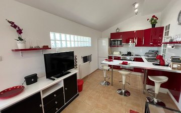 Property slide 44