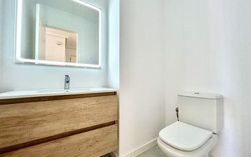Property slide 14