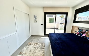 Property slide 16