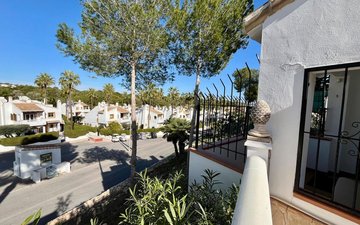 Property slide 21