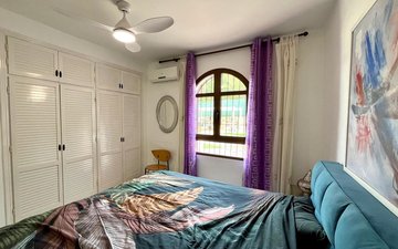 Property slide 32