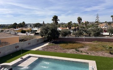 Property slide 44