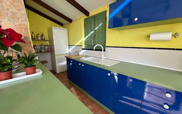 Property slide 43
