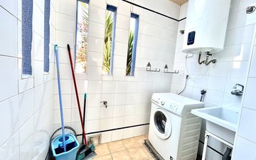 Property slide 30