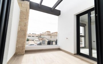 Property slide 28
