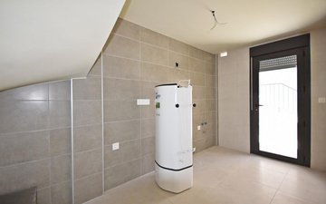 Property slide 16