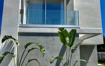 Property slide 43