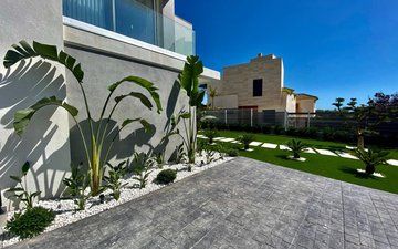 Property slide 42
