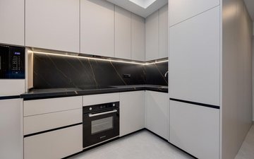Property slide 21