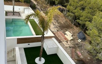 Property slide 33
