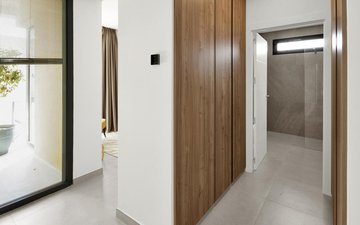 Property slide 31