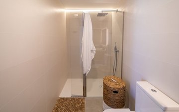 Property slide 39