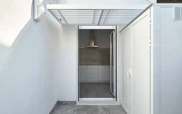 Property slide 35