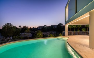 Property slide 10