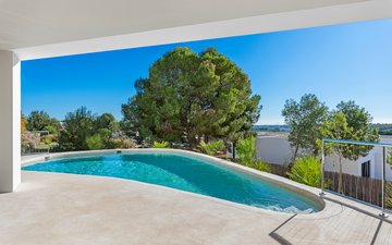 Property slide 4