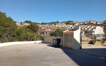 Property slide 30