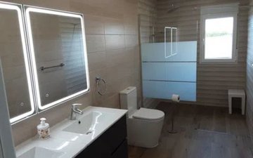 Property slide 31
