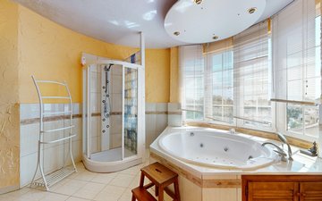 Property slide 22