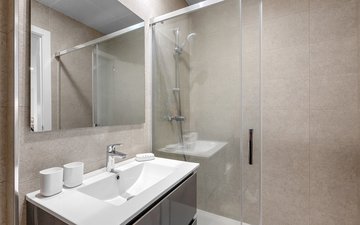 Property slide 21