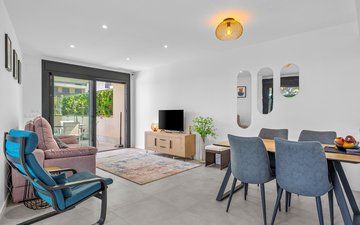 Property slide 14