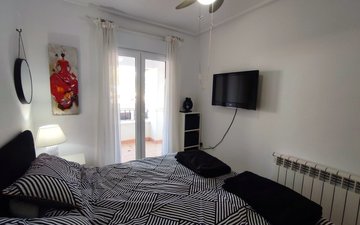 Property slide 32